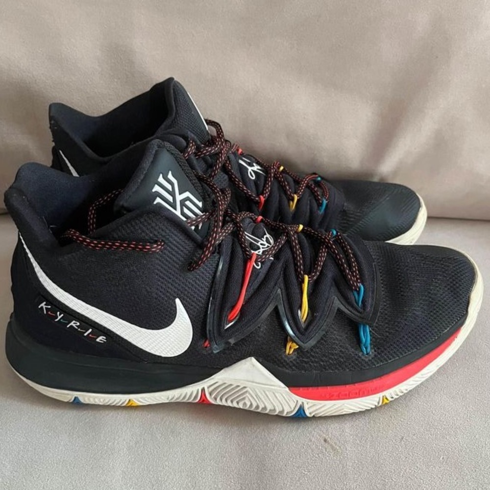 Nike Kyrie 5 Friends Tv Show Limited Edition